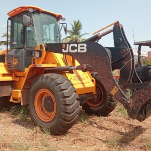 PA Carregadeira JCB 422