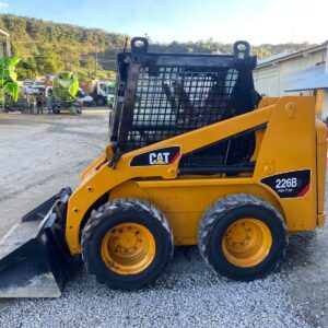 Mini Carregadeira CAT 226B