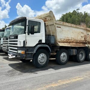 Caminhão Scania P124