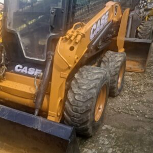 Mini Carregadeira Case