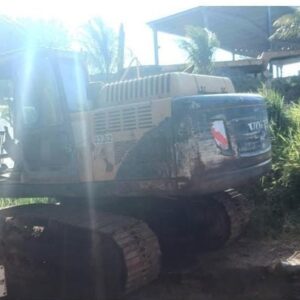 Escavadeira Volvo EC 210B