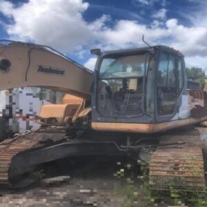 Escavadeira Case CX 220B