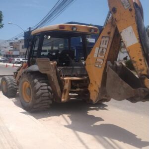 Retroescavadeira JCB 3C